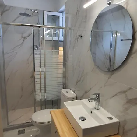 Voula Lägenhet Nidhrion